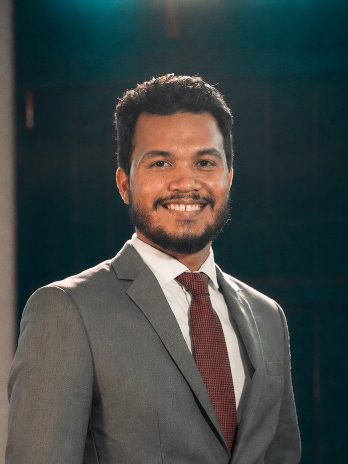 Dr. Alan Lima